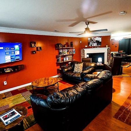 Amazing Large 3 Bed House With King Bed Less Than 10 Miles To Dtwn Atlanta Exterior photo