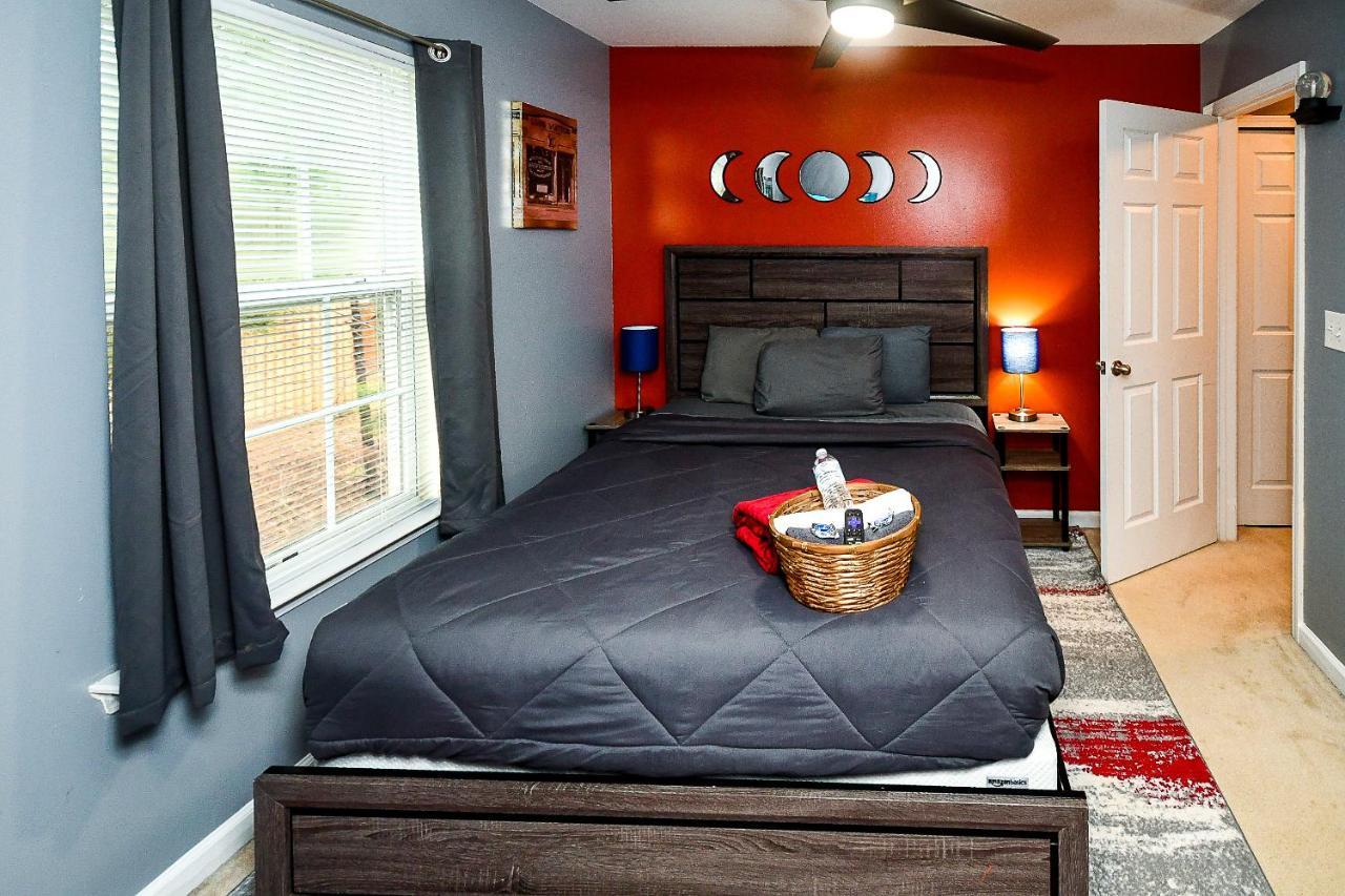 Amazing Large 3 Bed House With King Bed Less Than 10 Miles To Dtwn Atlanta Exterior photo